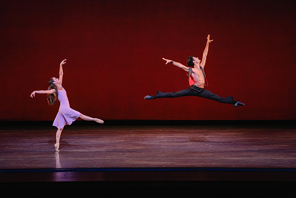 20170112_Carousel_Pas_de_Deux_Wide_DR_MCB_Arsht_9C7C3940
