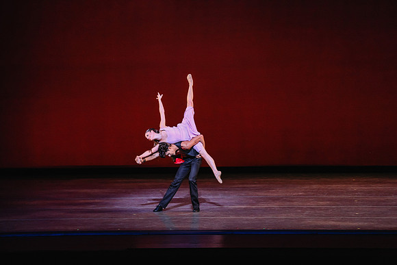 20170112_Carousel_Pas_de_Deux_Wide_DR_MCB_Arsht_9C7C4014