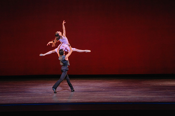 20170112_Carousel_Pas_de_Deux_Wide_DR_MCB_Arsht_9C7C4041