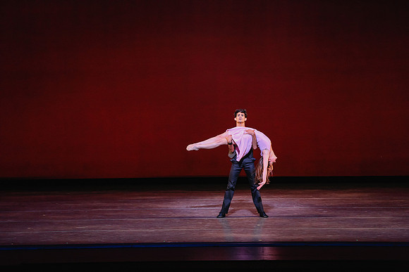 20170112_Carousel_Pas_de_Deux_Wide_DR_MCB_Arsht_9C7C4061