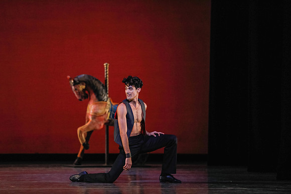 20170112_Carousel Pas de Deux_DR_MCB_Arsht_73A4901