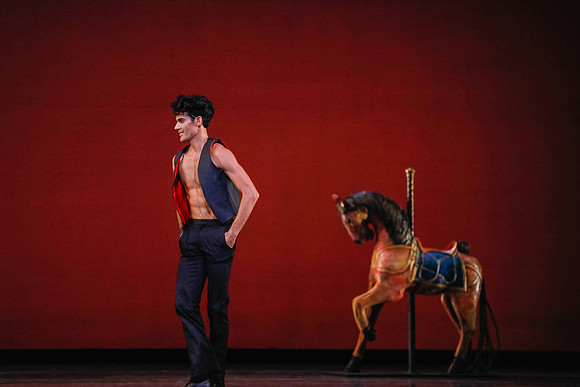 20170112_Carousel Pas de Deux_DR_MCB_Arsht_73A4903