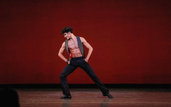 20170112_Carousel Pas de Deux_DR_MCB_Arsht_73A4905