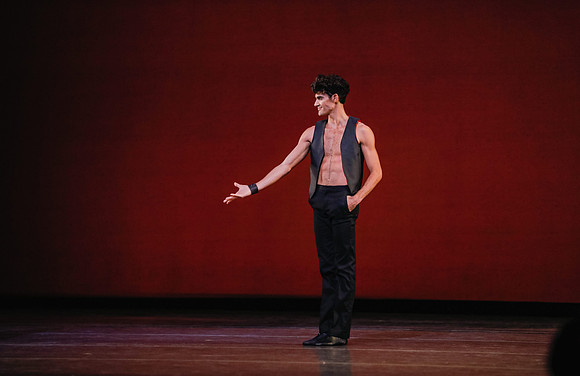 20170112_Carousel Pas de Deux_DR_MCB_Arsht_73A4917