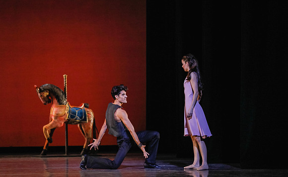 20170112_Carousel Pas de Deux_DR_MCB_Arsht_73A4941