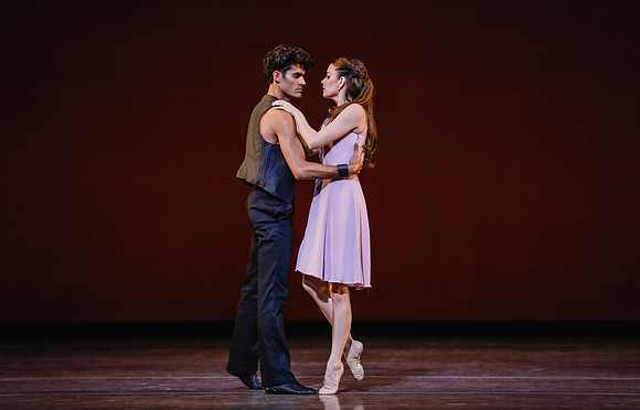 20170112_Carousel Pas de Deux_DR_MCB_Arsht_73A5021