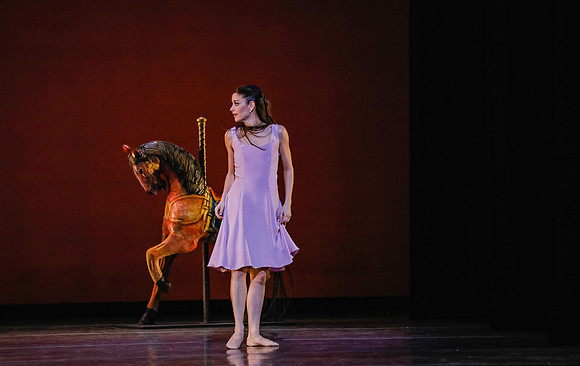 20170112_Carousel Pas de Deux_DR_MCB_Arsht_73A5032