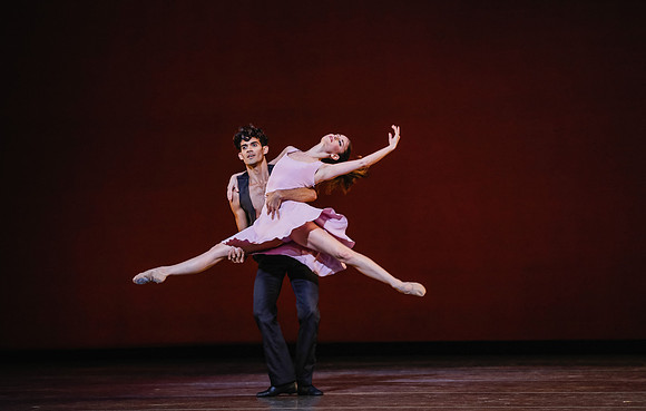 20170112_Carousel Pas de Deux_DR_MCB_Arsht_73A5097