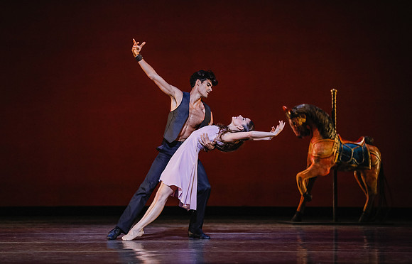 20170112_Carousel Pas de Deux_DR_MCB_Arsht_73A5119