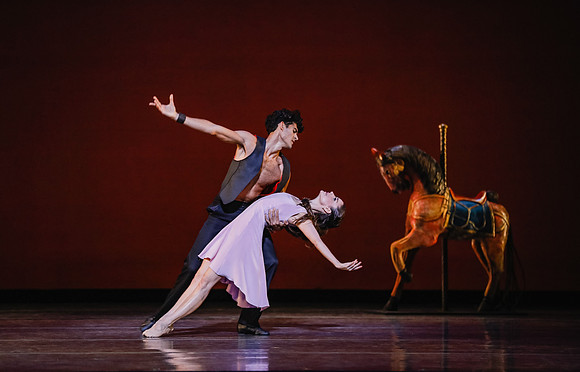 20170112_Carousel Pas de Deux_DR_MCB_Arsht_73A5120