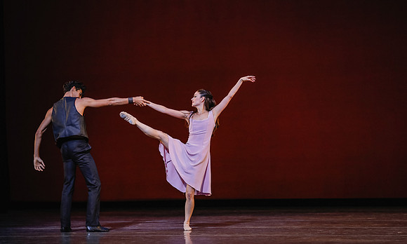 20170112_Carousel Pas de Deux_DR_MCB_Arsht_73A5248