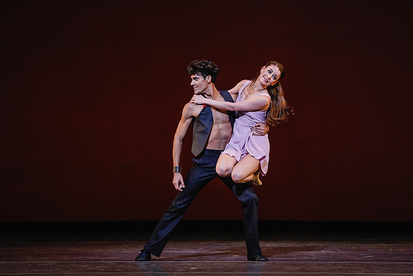 20170112_Carousel Pas de Deux_DR_MCB_Arsht_73A5299