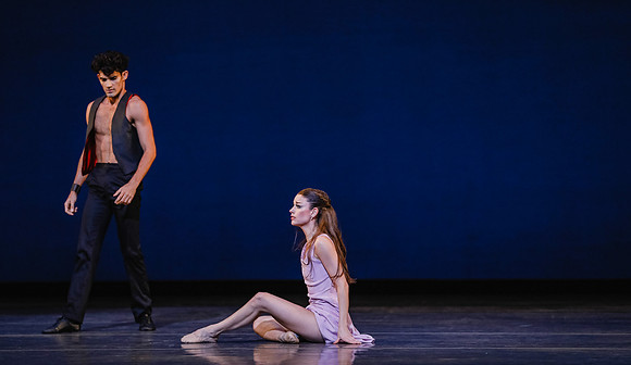 20170112_Carousel Pas de Deux_DR_MCB_Arsht_73A5342