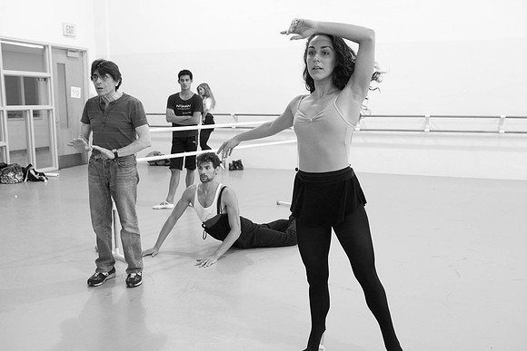 6048_DG_Rehersal_09272011_Ballet_FL_IMG_5702