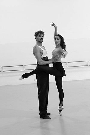 6048_DG_Rehersal_09272011_Ballet_FL_IMG_5792