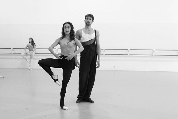 6048_DG_Rehersal_09272011_Ballet_FL_IMG_5825