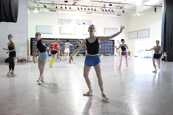 20150312_MCB_Raymonda_Variations_Studio_Arnold_9C7C6362