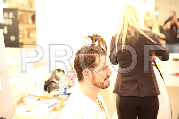 20150226_The_Pearl_Fisher_Backstage_Wigs_9C7C0451