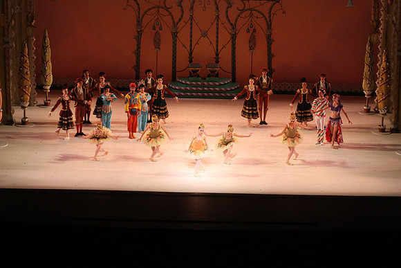 20141229_Nutcracker_WPB_Bows_CG3P4587