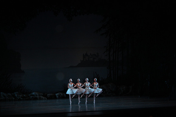 20151025_MCB_Swan_Lake_2Cast_Arsht_IMG_0020