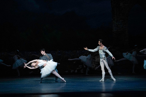 20240417_Swan_Lake_Act 4_2_Cast_DSC3070.ARW