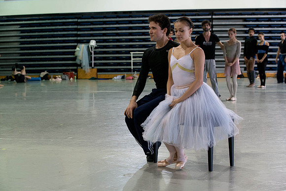 09122011_DFG_6037_DG_BALLET_REHERSAL_GISEL_1_2_ZV4N0837