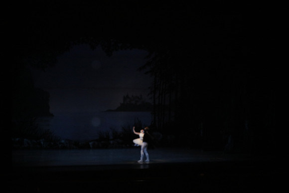 20151023_MCB_Swan_Lake_Prefomance_Arsht__75A2385