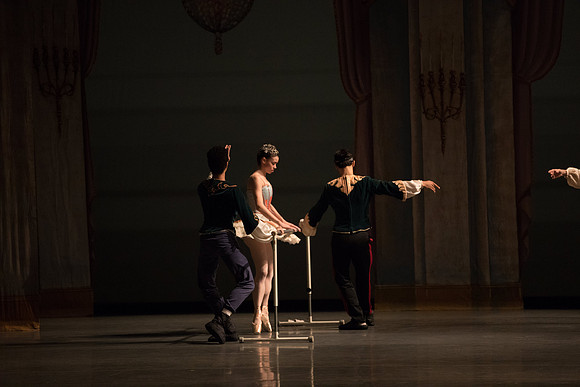 20180207_Theme_and_Variations_Backstage_73A0118