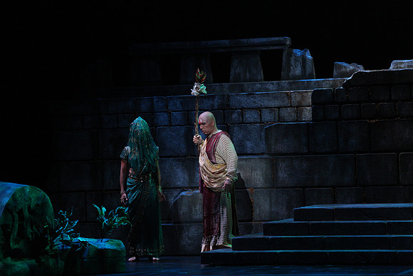 20150226_The_Pearl_Fisher_Act_39C7C1612