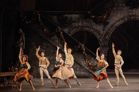 20221023_Romeo_And_Juliet_3_Cast_DSC0389