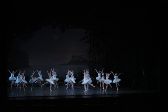 20151023_MCB_Swan_Lake_Prefomance_Arsht__75A2484