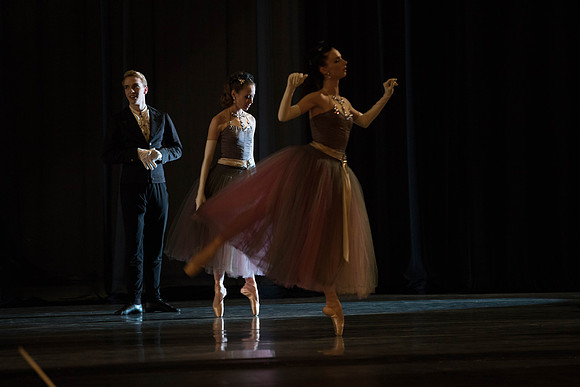20180405_La Valse_Balanchine_Ravel__73A4124
