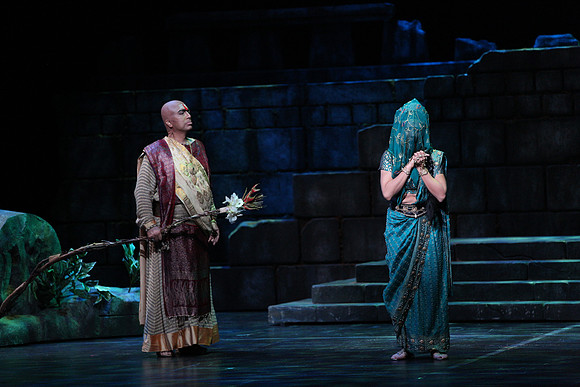20150226_The_Pearl_Fisher_Act_39C7C1676