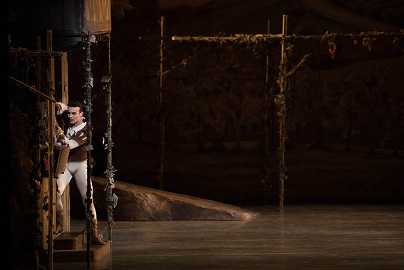 20161022_MCB_Giselle_Act1_2Cast_Tricia_Arsht_Arsht_73A5663