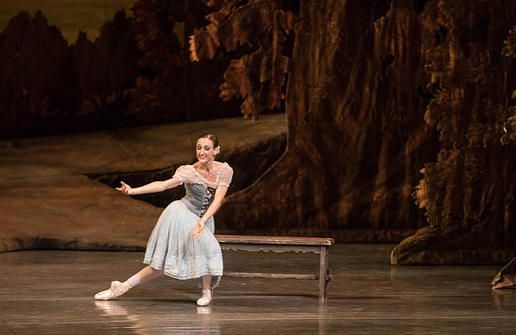 20161022_MCB_Giselle_Act1_2Cast_Tricia_Arsht_Arsht_73A5745
