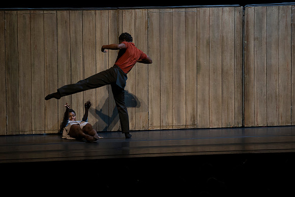 20170223_Alvin_Ailey_Walking_Mad_PR_Closeup_G3P1488