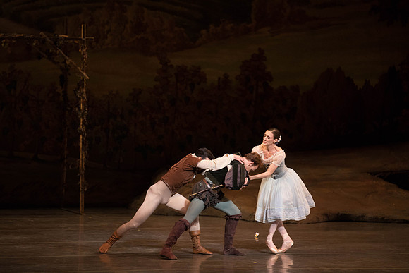 20161022_MCB_Giselle_Act1_2Cast_Tricia_Arsht_Arsht_73A6032