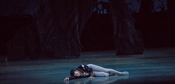 20161022_MCB_Giselle_Act2_2Cast_Tricia_Arsht_73A0314