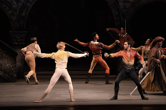 20221023_Romeo_And_Juliet_3Cast__DSC4888