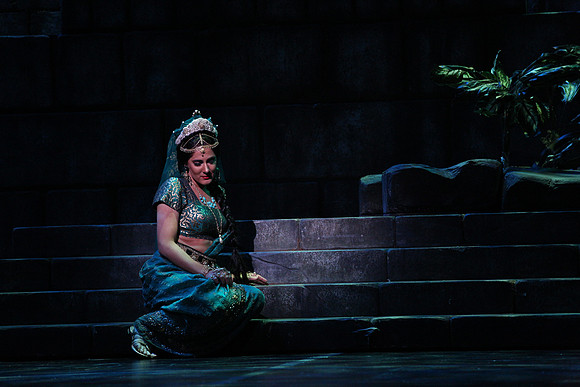 20150226_The_Pearl_Fisher_Act_39C7C1801