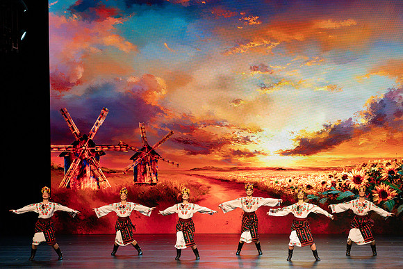 20241026_-Bukovynian Folk dance_20241026_untitled_DSC1256