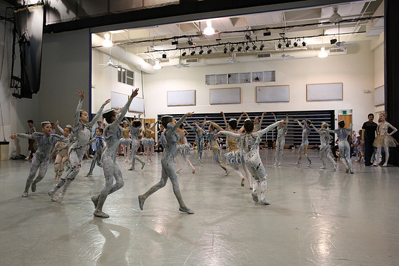 20160310_Midsummer_Act1_Studio_IMG_1294