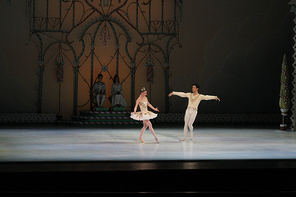 20141223_Nutcracker_ARTC_Pasdedeux_AL1B5805