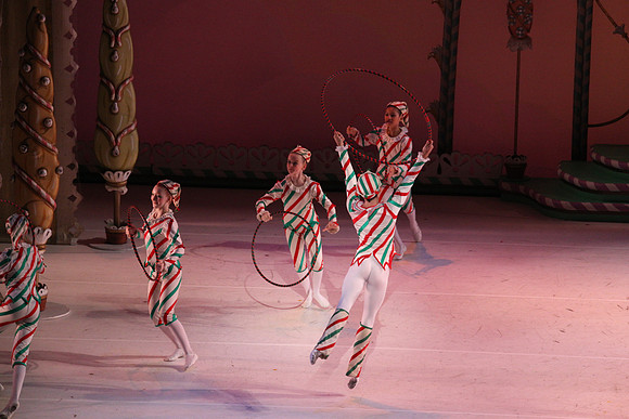 20141229_Nutcracker_WPB_Hoops_CG3P1424