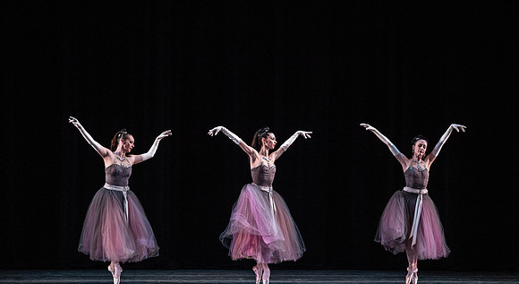 20180405_La Valse_Balanchine_Ravel__73A4197