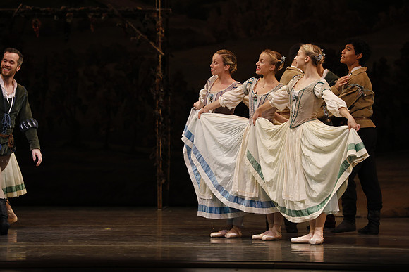 20161020_MCB_Giselle_2Cast_Act1_no Makeup_DRDA_Arsht_73A0104