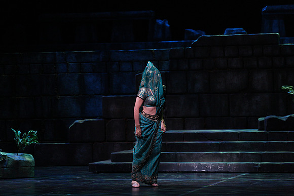 20150226_The_Pearl_Fisher_Act_39C7C1715