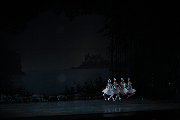 20151025_MCB_Swan_Lake_2Cast_Arsht_IMG_0078