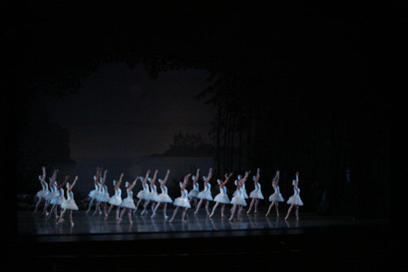 20151023_MCB_Swan_Lake_Prefomance_Arsht__75A2532