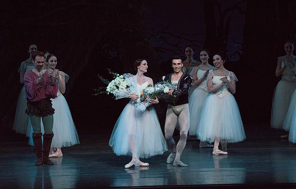 20161022_MCB_Giselle_Act2_2Cast_Tricia_Arsht_73A1148